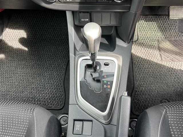 オーリス 150X Sパッケージ プッシュスタート スマートキー Bluetooth接続可 CD、DVD、AM、FM視聴可能(走行時可) 前後ドラレコ ウインカーミラー 本革巻きステアリング キセノンヘッドランプ 純正AW(26枚目)