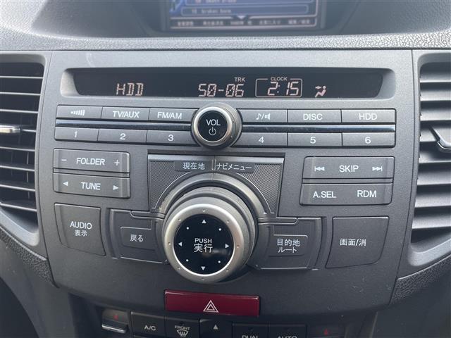 アコードツアラー ２０ＴＬ　インターナビパッケージ　スマートキー　ＣＤ、ＤＶＤ、ＡＭ、ＦＭ視聴可能　ワンセグＴＶ（走行時視聴不可）　バックカメラ　純正フロアマット　純正ＡＷ　本革巻きステアリング　キセノンヘッドランプ　ウインカーミラー（22枚目）