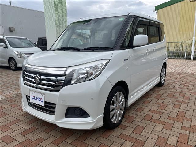 ソリオ ハイブリッドＭＸ　バックカメラ　プッシュスタート　スマートキー　アイドリングストップ　社外ナビ　ＣＤ、ＡＭ、ＦＭ視聴可能　シートヒーター　純正ＡＷ（3枚目）