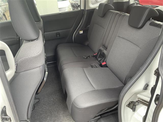 ソリオ ハイブリッドＭＸ　バックカメラ　プッシュスタート　スマートキー　アイドリングストップ　社外ナビ　ＣＤ、ＡＭ、ＦＭ視聴可能　シートヒーター　純正ＡＷ（15枚目）