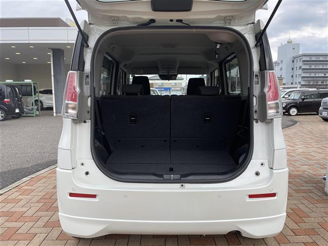 ソリオ ハイブリッドＭＸ　バックカメラ　プッシュスタート　スマートキー　アイドリングストップ　社外ナビ　ＣＤ、ＡＭ、ＦＭ視聴可能　シートヒーター　純正ＡＷ（16枚目）