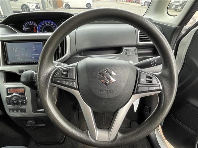 ソリオ ハイブリッドＭＸ　バックカメラ　プッシュスタート　スマートキー　アイドリングストップ　社外ナビ　ＣＤ、ＡＭ、ＦＭ視聴可能　シートヒーター　純正ＡＷ（23枚目）