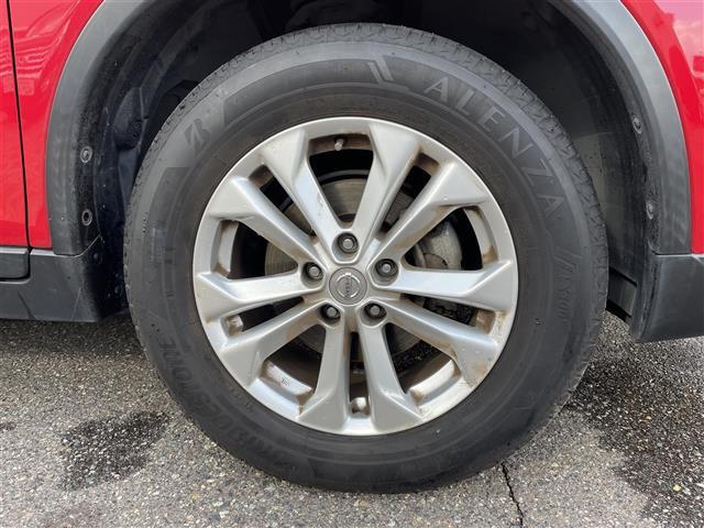 エクストレイル ２０Ｘ　エマージェンシーブレーキパッケージ　プッシュスタート　ワンセグＴＶ（走行時視聴不可）　Ｂｌｕｅｔｏｏｔｈ接続可　ＣＤ、ＤＶＤ、ＡＭ、ＦＭ視聴可　全方位カメラ　ドラレコ　シートヒーター（Ｄ席Ｎ席）　オートバックドア　ウインカーミラー（10枚目）