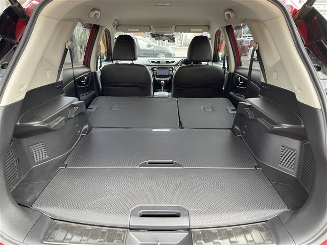 エクストレイル ２０Ｘ　エマージェンシーブレーキパッケージ　プッシュスタート　ワンセグＴＶ（走行時視聴不可）　Ｂｌｕｅｔｏｏｔｈ接続可　ＣＤ、ＤＶＤ、ＡＭ、ＦＭ視聴可　全方位カメラ　ドラレコ　シートヒーター（Ｄ席Ｎ席）　オートバックドア　ウインカーミラー（20枚目）