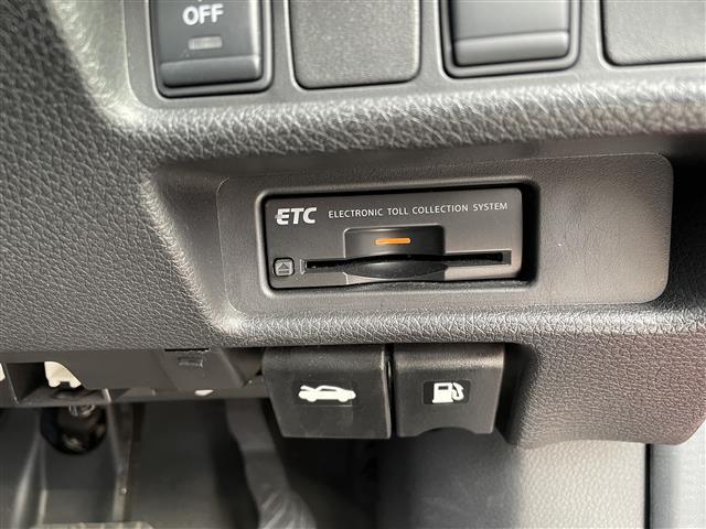 エクストレイル ２０Ｘ　エマージェンシーブレーキパッケージ　プッシュスタート　ワンセグＴＶ（走行時視聴不可）　Ｂｌｕｅｔｏｏｔｈ接続可　ＣＤ、ＤＶＤ、ＡＭ、ＦＭ視聴可　全方位カメラ　ドラレコ　シートヒーター（Ｄ席Ｎ席）　オートバックドア　ウインカーミラー（32枚目）