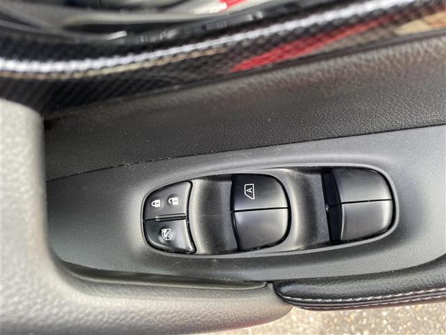 エクストレイル ２０Ｘ　エマージェンシーブレーキパッケージ　プッシュスタート　ワンセグＴＶ（走行時視聴不可）　Ｂｌｕｅｔｏｏｔｈ接続可　ＣＤ、ＤＶＤ、ＡＭ、ＦＭ視聴可　全方位カメラ　ドラレコ　シートヒーター（Ｄ席Ｎ席）　オートバックドア　ウインカーミラー（33枚目）