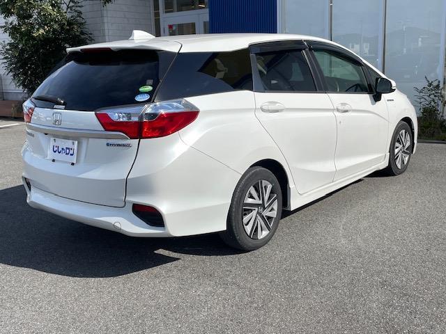 シャトル ハイブリッドX(4枚目)