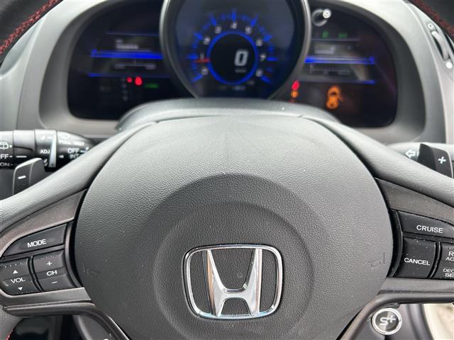 CR-Z αマスターレーベル 純正ナビ フルセグTV バックカメラ クルーズコントロール パドルシフト ECON 横滑り防止装置 ハーフレザーシート 純正17インチAW オートライト フォグランプ ETC スマートキー(19枚目)