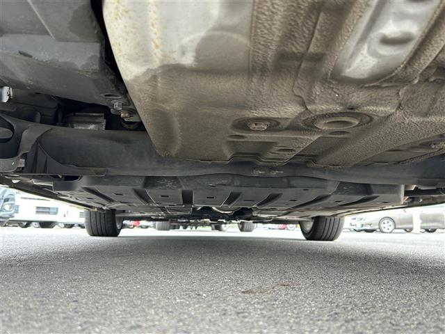 CR-Z αマスターレーベル 純正ナビ フルセグTV バックカメラ クルーズコントロール パドルシフト ECON 横滑り防止装置 ハーフレザーシート 純正17インチAW オートライト フォグランプ ETC スマートキー(40枚目)