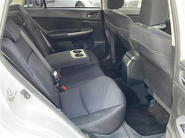 インプレッサスポーツ 2.0iアイサイト(8枚目)