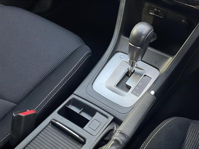 インプレッサスポーツ 2.0iアイサイト(16枚目)