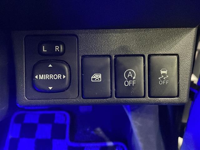 コペン ローブ　純正ナビ　フルセグＴＶ　ＤＶＤ再生　Ｂｌｕｅｔｏｏｔｈ接続　　バックカメラ　純正フロアマット　プッシュスタート　スマーコキー　アイドリングストップ　横滑り防止　　ＥＴＣ　ＬＥＤヘッドライト（16枚目）