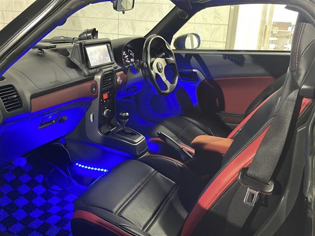 コペン ローブ　純正ナビ　フルセグＴＶ　ＤＶＤ再生　Ｂｌｕｅｔｏｏｔｈ接続　　バックカメラ　純正フロアマット　プッシュスタート　スマーコキー　アイドリングストップ　横滑り防止　　ＥＴＣ　ＬＥＤヘッドライト（28枚目）