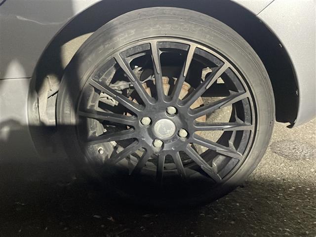 コペン ローブ　純正ナビ　フルセグＴＶ　ＤＶＤ再生　Ｂｌｕｅｔｏｏｔｈ接続　　バックカメラ　純正フロアマット　プッシュスタート　スマーコキー　アイドリングストップ　横滑り防止　　ＥＴＣ　ＬＥＤヘッドライト（33枚目）