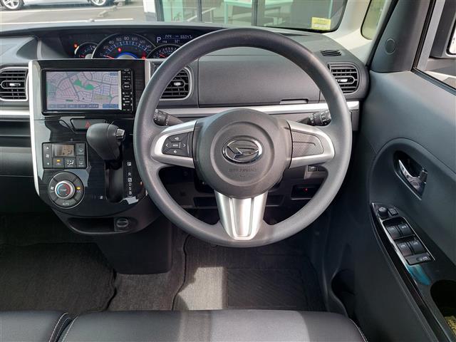 タント カスタムX トップエディションSAII 衝突警報機能 衝突回避支援ブレーキ 車線逸脱警報機能 誤発進抑制機能 純正ナビ TV バックカメラ 純正アルミホイール オートライト 片側パワースライドドア ETC プッシュスタート(8枚目)