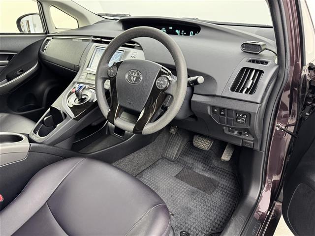 プリウス Ｓマイコーデ　純正ナビ　Ｂｌｕｅｔｏｏｔｈ接続　バックカメラ　ビルトインＥＴＣ　クルーズコントロール　コーナーセンサー　プッシュスタート　ステアリングリモコン　電動格納式ドアミラー　純正フロアマット　フォグランプ（23枚目）