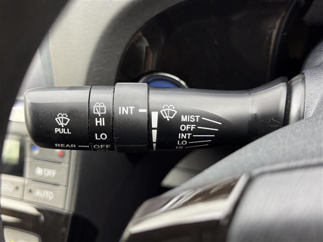 プリウス Ｓマイコーデ　純正ナビ　Ｂｌｕｅｔｏｏｔｈ接続　バックカメラ　ビルトインＥＴＣ　クルーズコントロール　コーナーセンサー　プッシュスタート　ステアリングリモコン　電動格納式ドアミラー　純正フロアマット　フォグランプ（26枚目）