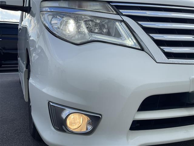 セレナ ハイウェイスター　Ｓ－ハイブリッド　純正ナビ　フルセグＴＶ　フリップダウンモニター　バックモニター　ＥＴＣ　レーンキープアシスト　両側電動スライドドア　スマートキー　プッシュスタート　クルーズコントロール　アイドリングストップ　ＨＩＤ（11枚目）