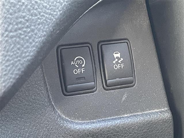 セレナ ハイウェイスター　Ｓ－ハイブリッド　純正ナビ　フルセグＴＶ　フリップダウンモニター　バックモニター　ＥＴＣ　レーンキープアシスト　両側電動スライドドア　スマートキー　プッシュスタート　クルーズコントロール　アイドリングストップ　ＨＩＤ（17枚目）