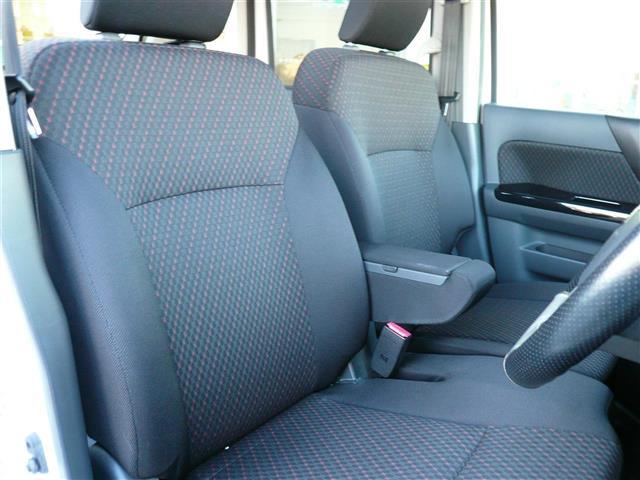 スペーシアカスタム ＧＳ　禁煙車　社外ナビ　片側パワースライドドア　ＫＥＮＷＯＯＤスピーカー　オートライト　ＨＩＤヘッドライト　バックカメラ　ステアリングリモコン　革巻きステアリングホイル　ドライブレコーダー（10枚目）