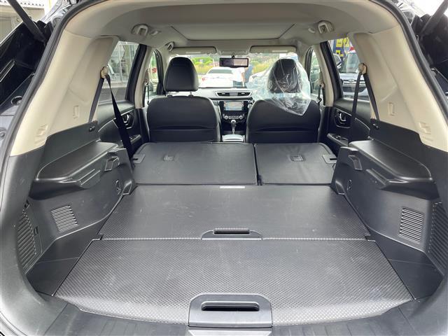 エクストレイル ２０Ｘ　切り替え４ＷＤ　ＳＤナビ　フルセグ　Ｂｌｕｅｔｏｏｔｈ　バックカメラ　ＥＴＣ　シートヒーター　ＬＥＤヘッドライト　純正１７インチＡＷ（28枚目）