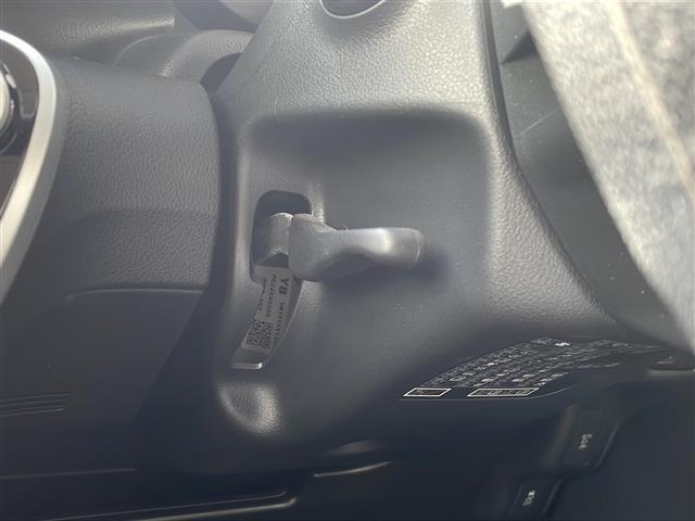 Ｎ－ＢＯＸカスタム Ｇ・Ｌパッケージ　社外ナビ　フルセグテレビ　ＤＶＤ再生　バックカメラ　スマートキー　オートライト　アイドリングストップ　左側パワースライドドア　ビルトインＥＴＣ　純正アルミホイル（9枚目）