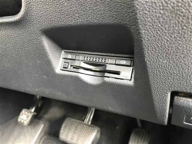 プリウス Ｓツーリングセレクション　禁煙車／カーナビ／Ｂｌｕｅｔｏｏｔｈ／スマートキー／プッシュスタート／バックカメラ／ＥＴＣ／ドライブレコーダー／コーナーセンサー／デジタルインナーミラー／ＴＯＭ’Ｓエアロ／オートライト／電格ミラー（25枚目）