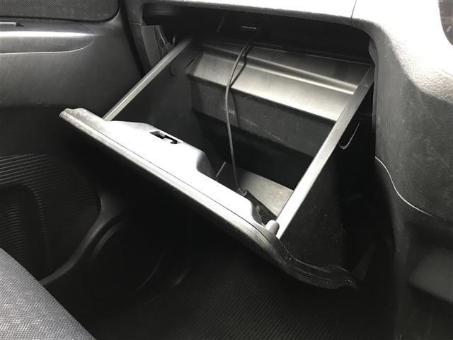 Ｎ－ＢＯＸカスタム Ｇ・Ｌパッケージ　禁煙車／カーナビ／Ｂｌｕｅｔｏｏｔｈ／スマートキー／プッシュスタート／バックカメラ／ＥＴＣ／片側パワースライドドア／チップアップシート／パワーウインドウ／オートライト／電格ミラー／サンシェード（32枚目）