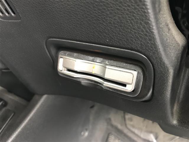 ヴェゼル ハイブリッドＺ　禁煙車／カーナビ／Ｂｌｕｅｔｏｏｔｈ／スマートキー／プッシュスタート／バックカメラ／ＥＴＣ／衝突軽減システム／クルーズコントロール／シートヒーター／チップアップシート／ルーフレール／オートライト（22枚目）
