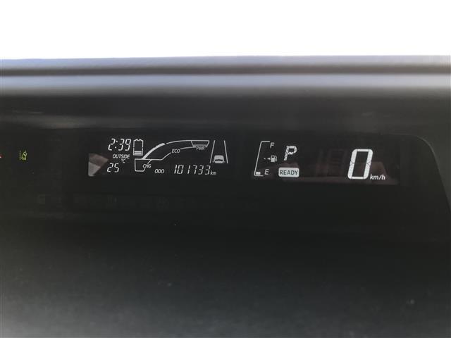 アクア G G’s 禁煙車/カーナビ/Bluetooth/スマートキー/プッシュスタート/バックカメラ/ETC/クルーズコントロール/衝突軽減システム/シートヒーター/車線逸脱警報/オートライト/電格ミラー(10枚目)