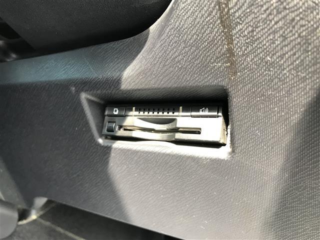 アクア G G’s 禁煙車/カーナビ/Bluetooth/スマートキー/プッシュスタート/バックカメラ/ETC/クルーズコントロール/衝突軽減システム/シートヒーター/車線逸脱警報/オートライト/電格ミラー(22枚目)