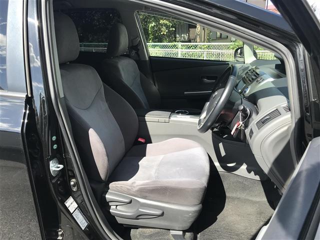 プリウスアルファ G 禁煙車/カーナビ/Bluetooth/スマートキー/プッシュスタート/バックカメラ/ETC/クルーズコントロール/ドライブレコーダー/ステアリングリモコン/オートライト/電格ミラー/防眩ミラー(22枚目)