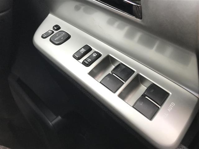 ヴォクシー ＺＳ　煌　禁煙車／カーナビ／Ｂｌｕｅｔｏｏｔｈ／スマートキー／プッシュスタート／バックカメラ／ＥＴＣ２．０／両側パワースライドドア／フリップダウンモニター／オートライト／電格ミラー／防眩ミラー／パワーウインドウ（22枚目）