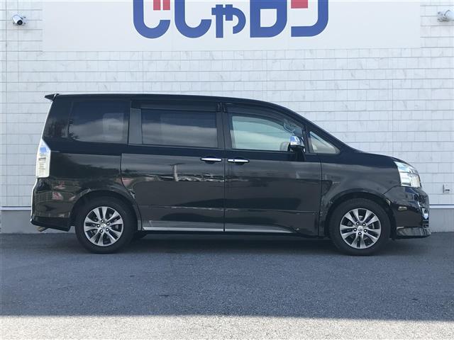 ヴォクシー ZS 煌Z 禁煙車/カーナビ/Bluetooth/スマートキー/プッシュスタート/バックカメラ/ETC/両側パワースライドドア/ドライブレコーダー/チップアップシート/オートライト/電格ミラー/防眩ミラー(4枚目)