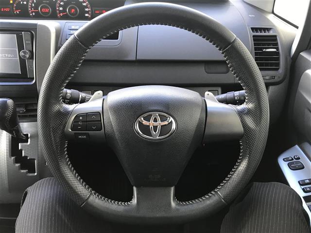 ヴォクシー ZS 煌Z 禁煙車/カーナビ/Bluetooth/スマートキー/プッシュスタート/バックカメラ/ETC/両側パワースライドドア/ドライブレコーダー/チップアップシート/オートライト/電格ミラー/防眩ミラー(11枚目)