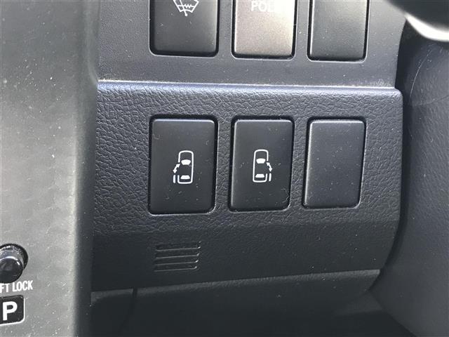 ヴォクシー ZS 煌Z 禁煙車/カーナビ/Bluetooth/スマートキー/プッシュスタート/バックカメラ/ETC/両側パワースライドドア/ドライブレコーダー/チップアップシート/オートライト/電格ミラー/防眩ミラー(17枚目)