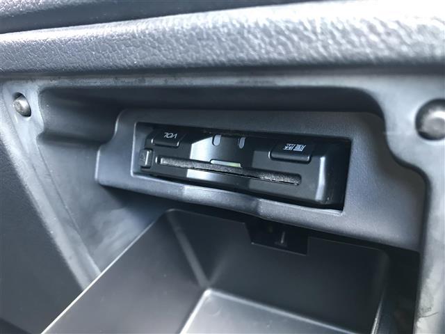 ヴォクシー ZS 煌Z 禁煙車/カーナビ/Bluetooth/スマートキー/プッシュスタート/バックカメラ/ETC/両側パワースライドドア/ドライブレコーダー/チップアップシート/オートライト/電格ミラー/防眩ミラー(19枚目)