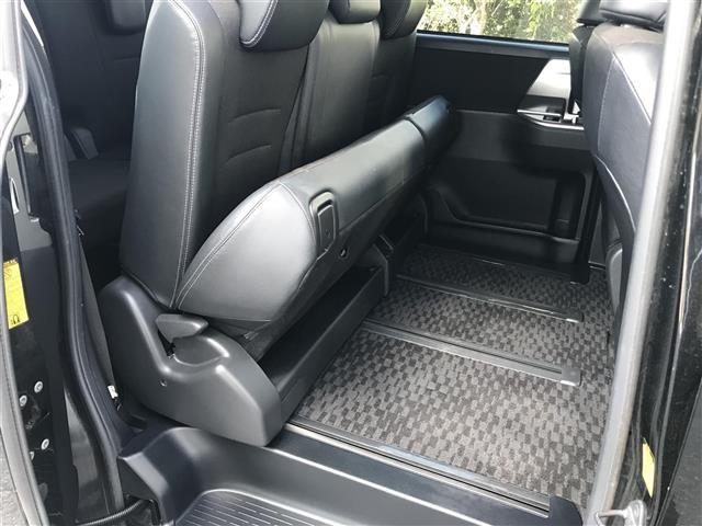 ヴォクシー ZS 煌Z 禁煙車/カーナビ/Bluetooth/スマートキー/プッシュスタート/バックカメラ/ETC/両側パワースライドドア/ドライブレコーダー/チップアップシート/オートライト/電格ミラー/防眩ミラー(27枚目)