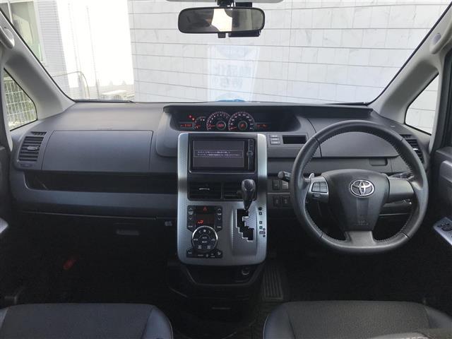 ヴォクシー ZS 煌Z 禁煙車/カーナビ/Bluetooth/スマートキー/プッシュスタート/バックカメラ/ETC/両側パワースライドドア/ドライブレコーダー/チップアップシート/オートライト/電格ミラー/防眩ミラー(33枚目)