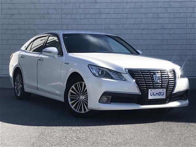 クラウンハイブリッド ロイヤルサルーン 禁煙車/カーナビ/Bluetooth/スマートキー/プッシュスタート/バックカメラ/ETC/クルーズコントロール/コーナーセンサー/ドライブレコーダー/パワーシート/シートヒーター/オートライト(2枚目)