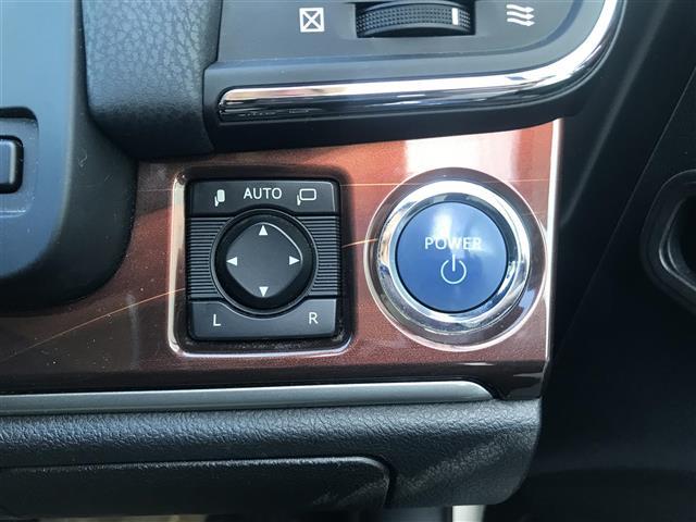 クラウンハイブリッド ロイヤルサルーン 禁煙車/カーナビ/Bluetooth/スマートキー/プッシュスタート/バックカメラ/ETC/クルーズコントロール/コーナーセンサー/ドライブレコーダー/パワーシート/シートヒーター/オートライト(21枚目)