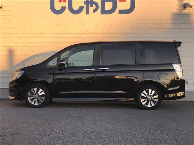 ステップワゴンスパーダ Ｚ　禁煙車／カーナビ／スマートキー／バックカメラ／両側パワースライドドア／ＥＴＣ／アイドリングストップ／フリップダウンモニター／チップアップシート／ステアリングリモコン／パドルシフト／オートライト（5枚目）