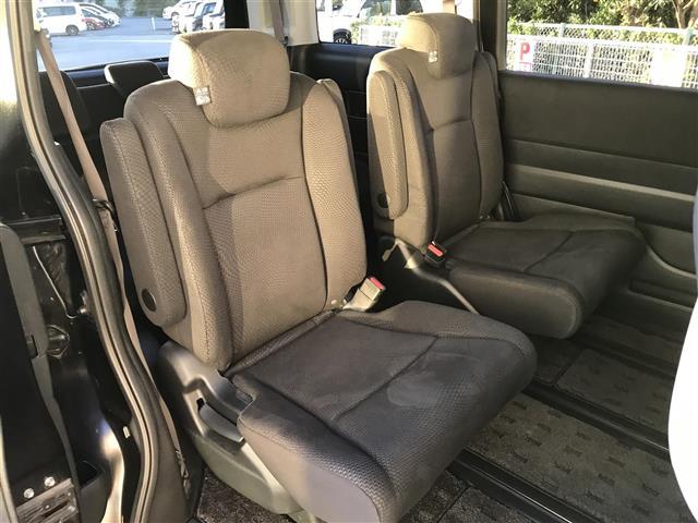 ステップワゴンスパーダ Ｚ　禁煙車／カーナビ／スマートキー／バックカメラ／両側パワースライドドア／ＥＴＣ／アイドリングストップ／フリップダウンモニター／チップアップシート／ステアリングリモコン／パドルシフト／オートライト（25枚目）