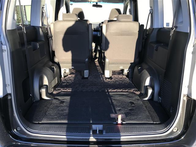 ステップワゴンスパーダ Ｚ　禁煙車／カーナビ／スマートキー／バックカメラ／両側パワースライドドア／ＥＴＣ／アイドリングストップ／フリップダウンモニター／チップアップシート／ステアリングリモコン／パドルシフト／オートライト（32枚目）