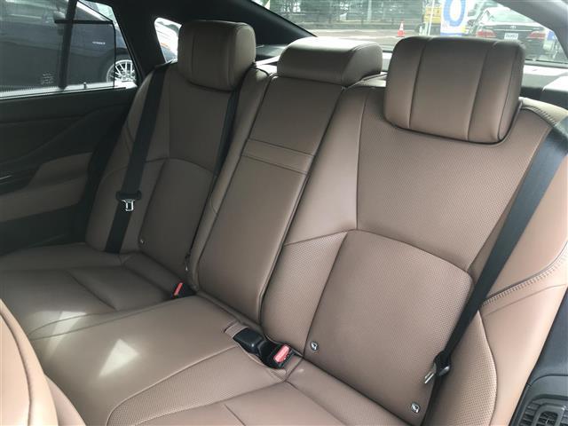 クラウン Ｚ　ワンオーナー／禁煙車／カーナビ／スマートキー／プッシュスタート／バックカメラ／全方位カメラ／ＥＴＣ２．０／コーナーセンサー／ドライブレコーダー／クルーズコントロール／衝突軽減システム／パワーシート（36枚目）