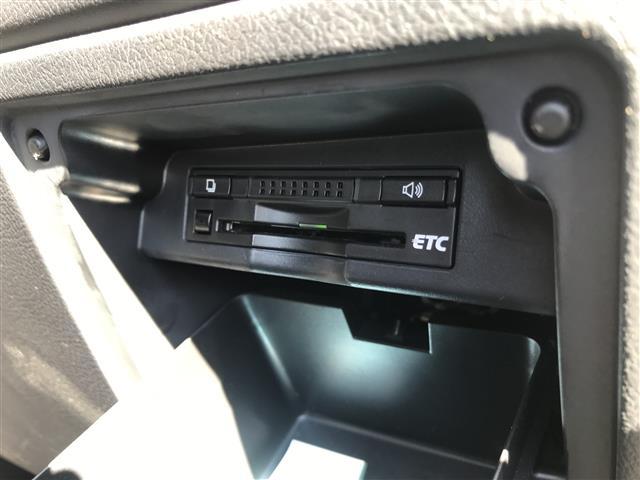 ヴォクシー ＺＳ　煌　禁煙車／カーナビ／スマートキー／プッシュスタート／バックカメラ／両側パワースライドドア／フリップダウンモニター／ドライブレコーダー／チップアップシート／パドルシフト／オートライト／電格ミラー（21枚目）