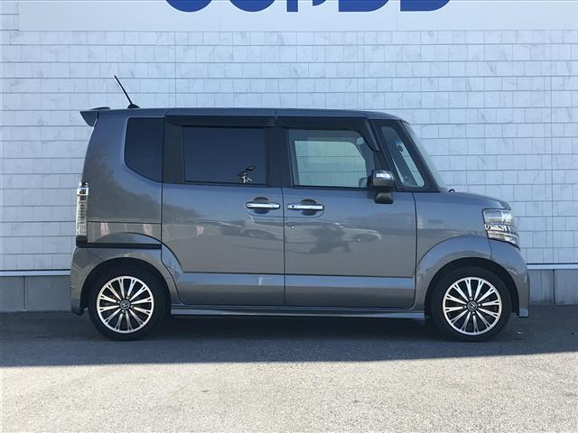 Ｎ－ＢＯＸカスタム Ｇ・ターボＬパッケージ　ワンオーナー／禁煙車／カーナビ／スマートキー／プッシュスタート／バックカメラ／ＥＴＣ／両側パワースライドドア／クルーズコントロール／アイドリングストップ／チップアップシート／ステアリングリモコン（4枚目）