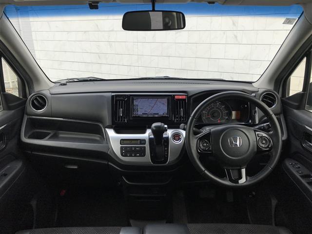 Ｎ－ＷＧＮ Ｇ・スタイリッシュパッケージ　禁煙車／カーナビ／スマートキー／バックカメラ／クルーズコントロール／アイドリングストップ／オートライト／電格ミラー／パワーウインドウ／ステアリングリモコン（9枚目）