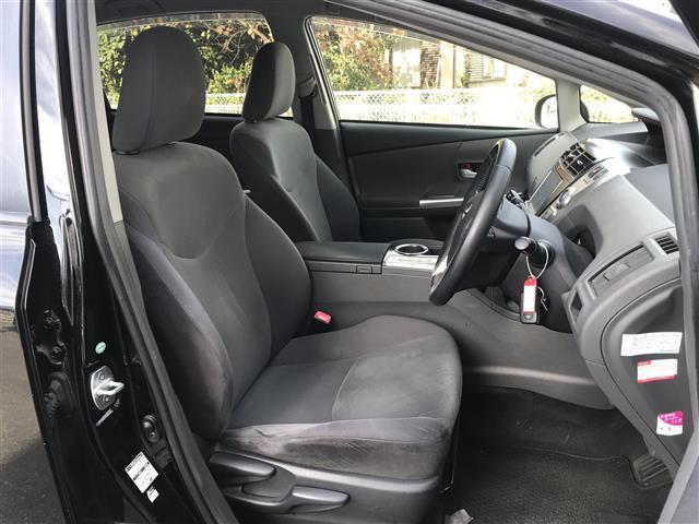 プリウスアルファ Ｓツーリングセレクション　禁煙車／カーナビ／スマートキー／プッシュスタート／バックカメラ／ＥＴＣ／フリップダウンモニター／ヘッドライトウォッシャー／ステアリングリモコン／オートライト／パワーウインドウ／電格ミラ（26枚目）