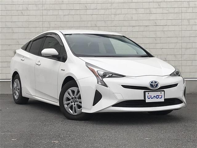 プリウス Ｓ　禁煙車／カーナビ／スマートキー／プッシュスタート／バックカメラ／ＥＴＣ／ステアリングリモコン／オートライト／電格ミラー／パワーウインドウ／防眩ミラー（2枚目）